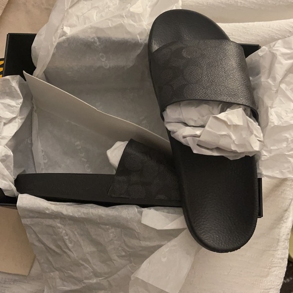 Couch slides brand new - Picture 3 of 4